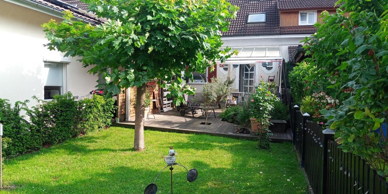 Ferienwohnung In Grenzach Bagian luar foto